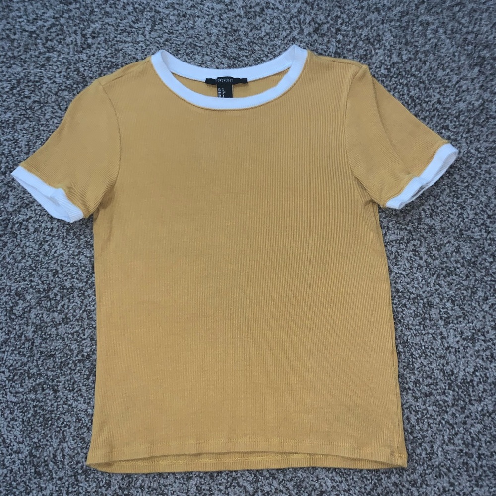 yellow t-shirt